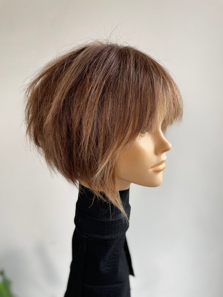 Hands-on: Precisiesnit kort 20/80 NB Foilayage Opleidingen door Nancy Buyens | Foilayage voor Blondines en Brunettes in Antwerpen | Leer Teasy Technieken, Airtouch Foilayage, Face Frame Foilayage, Tonen & Rootshadow en meer. Ontdek onze opleidingen en online cursussen voor kappers. Schrijf je in en word een expert in folietechnieken met Nancy Buyens!
